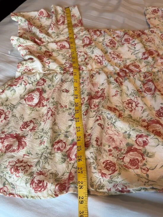 Torrid Women’s 3 Floral Babydoll Top Tie Front Flutter Sleeve Cream Pink Green - Picture 11 of 12